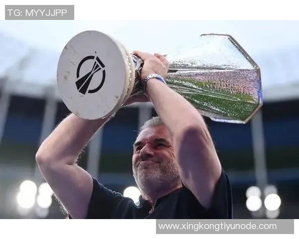 奥林匹亚科斯主帅更替频繁森林老板自2011年以来已解雇24位教练 奥林匹亚科斯主帅更替频繁森林老板自2011年以来已解雇24位教练