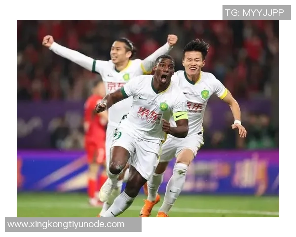 法比奥荣获生涯首个联赛金靴目标锁定更高荣誉争夺冠军 法比奥荣获生涯首个联赛金靴目标锁定更高荣誉争夺冠军