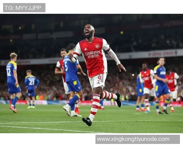 米兰今日训练动态恩昆库与奇克进行单独训练埃斯图皮尼安正在接受治疗 米兰今日训练动态恩昆库与奇克进行单独训练埃斯图皮尼安正在接受治疗