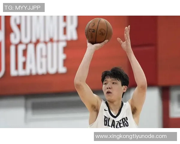 媒体人分析杨瀚森表现需增加上场时间与体能提升才能激发积极性