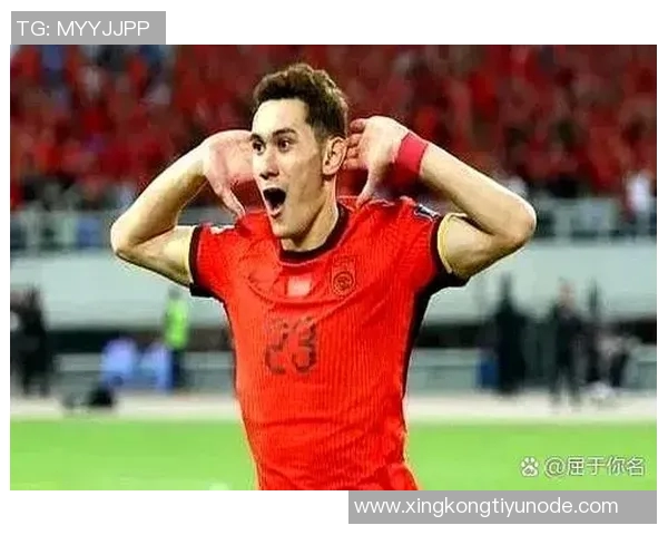 泰国队防守犯规引发争议拜合拉木模仿对手动作表达不满